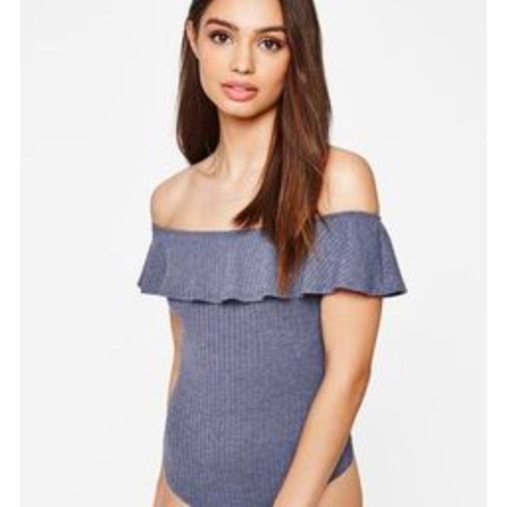 Kendall & Kylie Ribbed Off The Shoulder Bodysuit